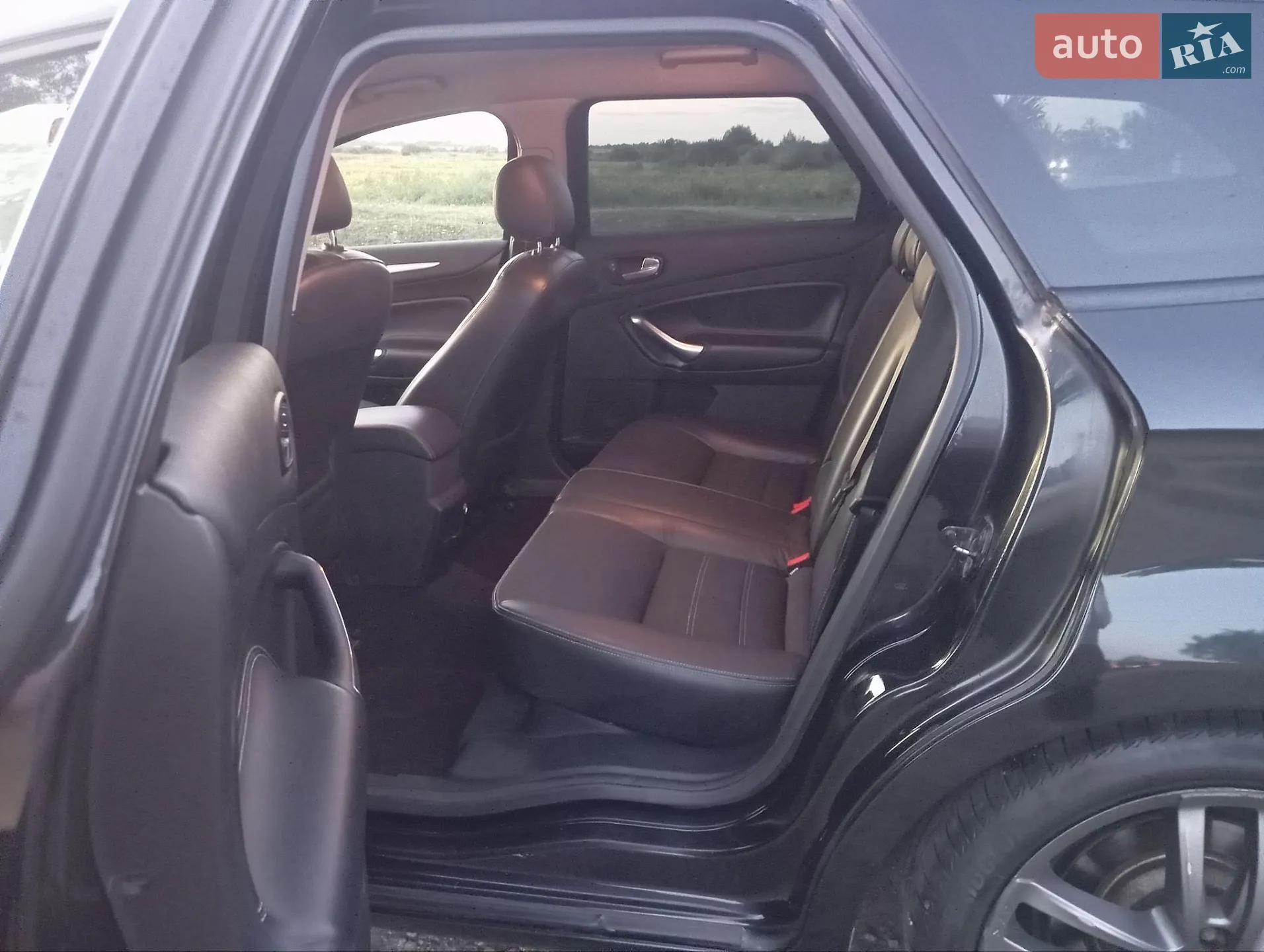 2010 Ford Mondeo - мініатюра 13