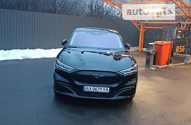 Внедорожник / Кроссовер Ford Mustang Mach-E 2020 в 