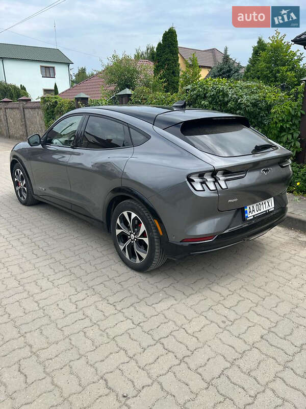 Внедорожник / Кроссовер Ford Mustang Mach-E 2021 в Киеве