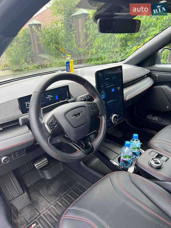 Внедорожник / Кроссовер Ford Mustang Mach-E 2021 в Киеве