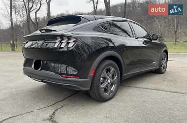 Внедорожник / Кроссовер Ford Mustang Mach-E 2021 в 