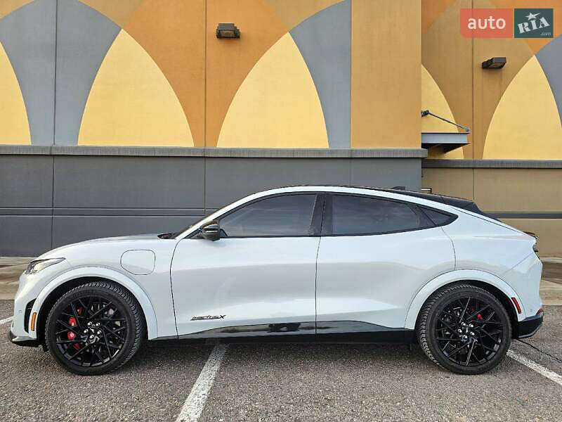 Позашляховик / Кросовер Ford Mustang Mach-E 2021 в Львові