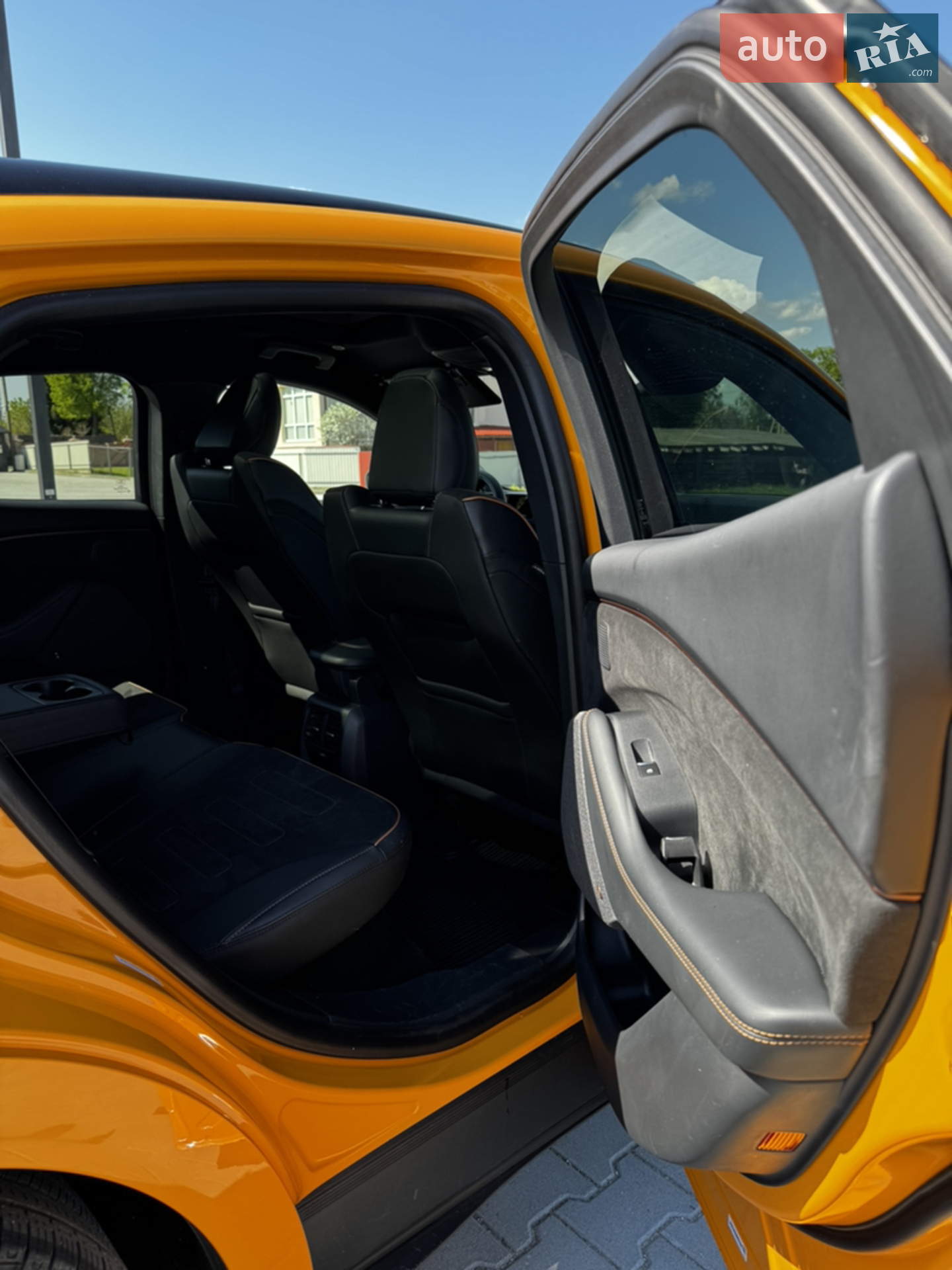 2022 Ford Mustang Mach-E - мініатюра 39