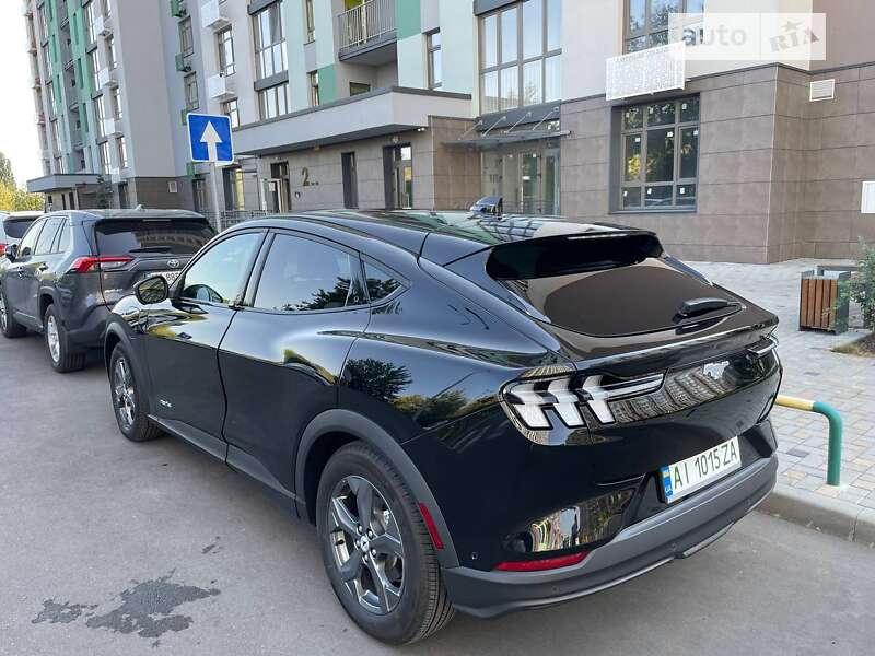 Позашляховик / Кросовер Ford Mustang Mach-E 2021 в Києві