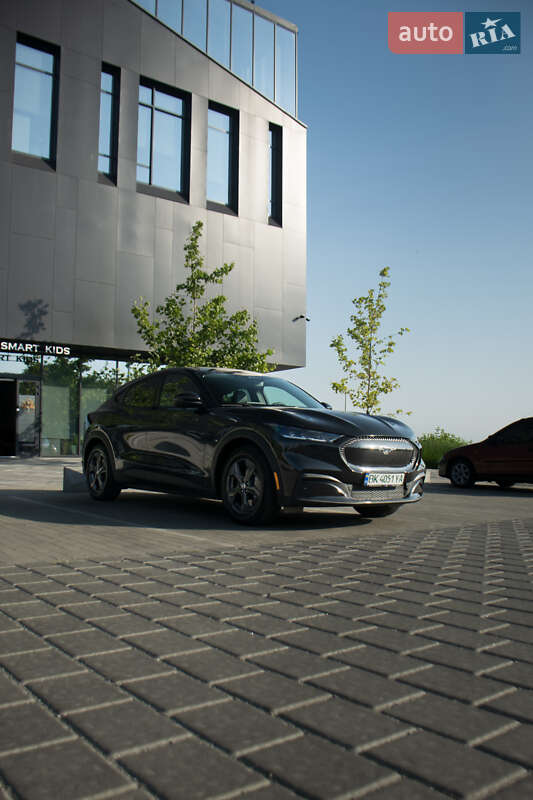 Ford Mustang Mach-E 2021