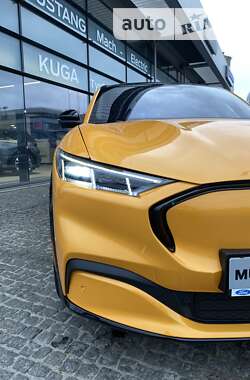 Внедорожник / Кроссовер Ford Mustang Mach-E 2023 в 