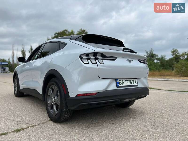 Внедорожник / Кроссовер Ford Mustang Mach-E 2023 в Киеве