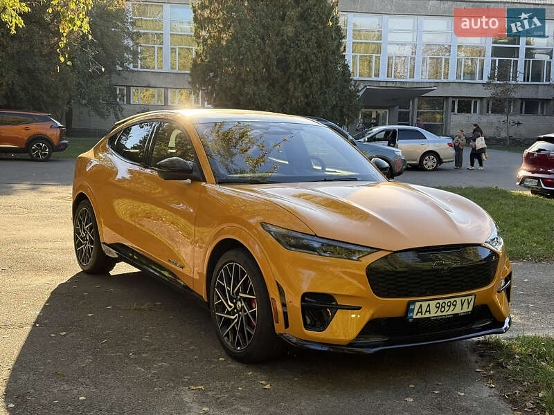 Позашляховик / Кросовер Ford Mustang Mach-E 2022 в Києві