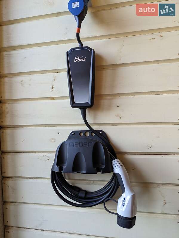 Позашляховик / Кросовер Ford Mustang Mach-E 2021 в Рівному