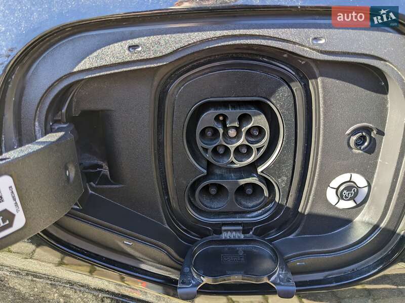 Позашляховик / Кросовер Ford Mustang Mach-E 2021 в Рівному