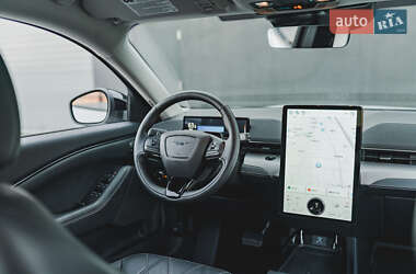 Внедорожник / Кроссовер Ford Mustang Mach-E 2022 в 