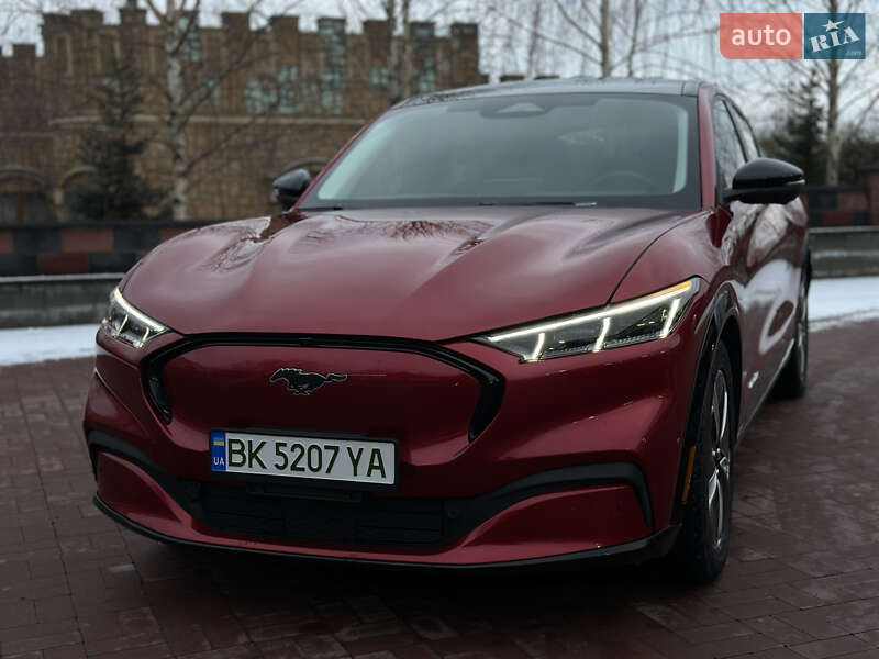 Позашляховик / Кросовер Ford Mustang Mach-E 2023 в Рівному