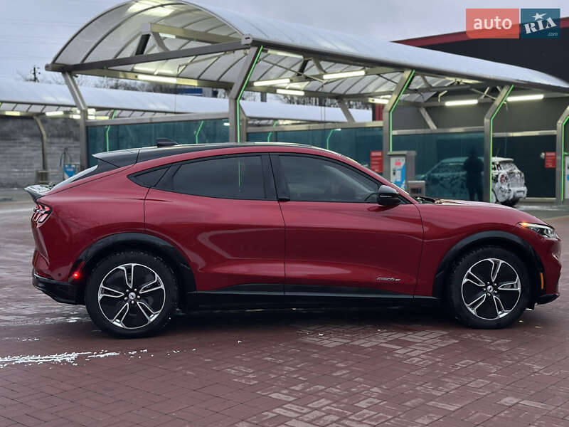 Позашляховик / Кросовер Ford Mustang Mach-E 2023 в Рівному