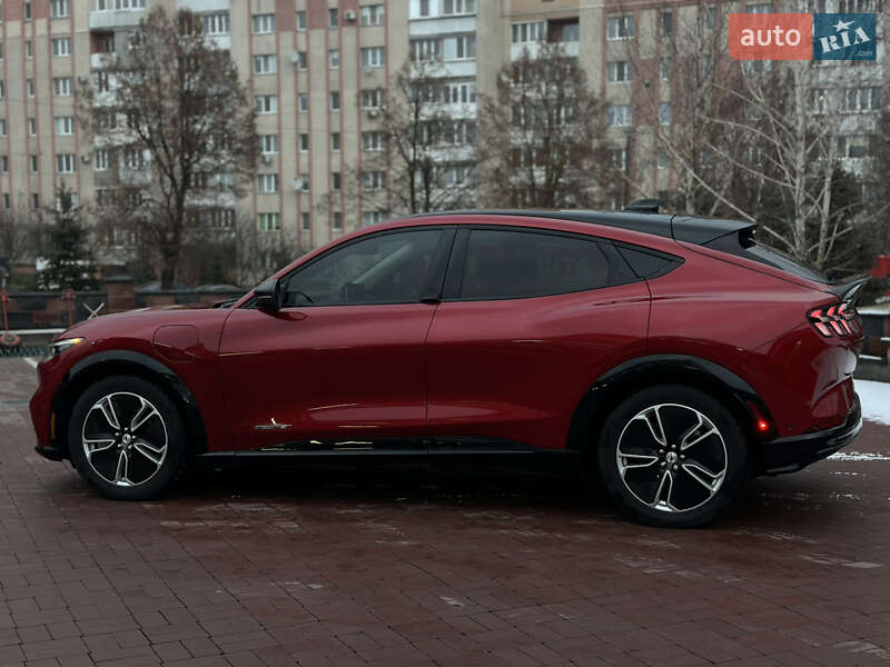 Позашляховик / Кросовер Ford Mustang Mach-E 2023 в Рівному