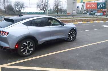 Внедорожник / Кроссовер Ford Mustang Mach-E 2022 в 
