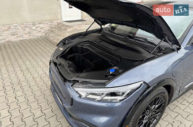 Внедорожник / Кроссовер Ford Mustang Mach-E 2021 в 
