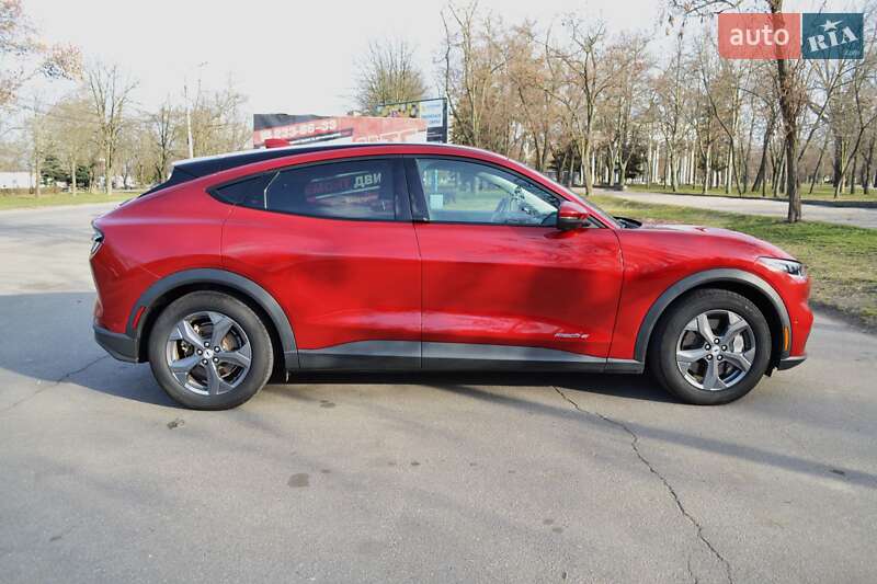 Позашляховик / Кросовер Ford Mustang Mach-E 2021 в Дніпрі