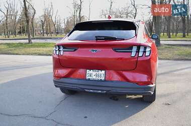 Внедорожник / Кроссовер Ford Mustang Mach-E 2021 в 