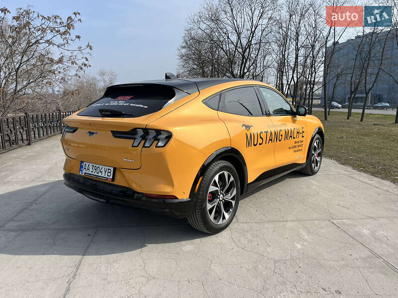 Позашляховик / Кросовер Ford Mustang Mach-E 2023 в Дніпрі