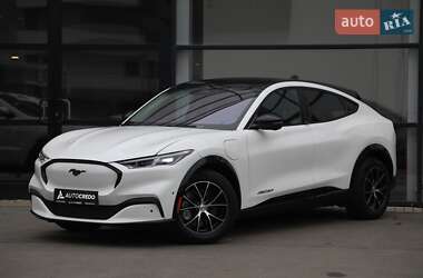 Позашляховик / Кросовер Ford Mustang Mach-E 2022 в 