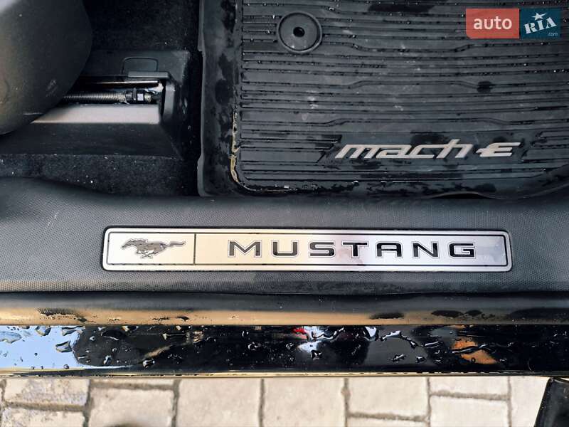 Позашляховик / Кросовер Ford Mustang Mach-E 2023 в Львові