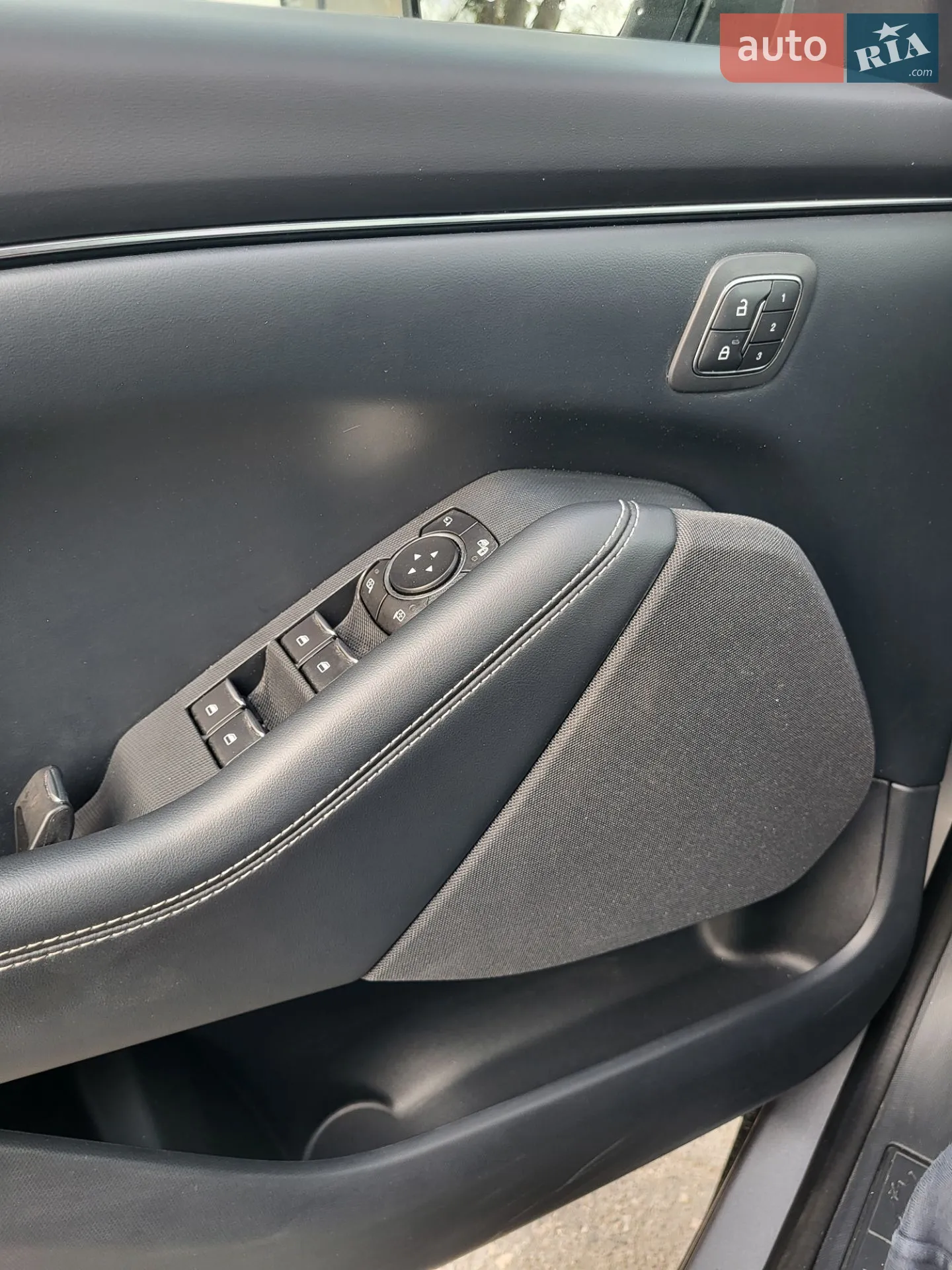 2021 Ford Mustang Mach-E - мініатюра 40
