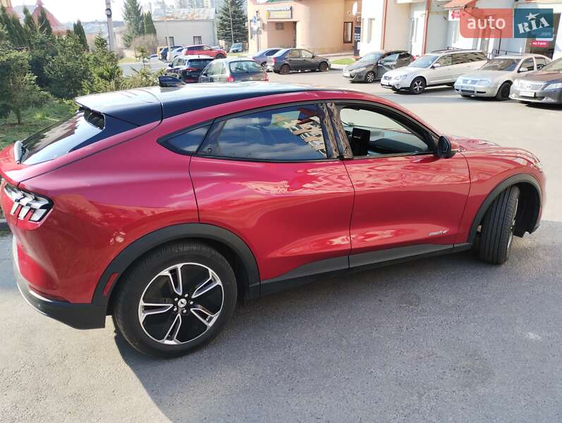Позашляховик / Кросовер Ford Mustang Mach-E 2021 в Тернополі