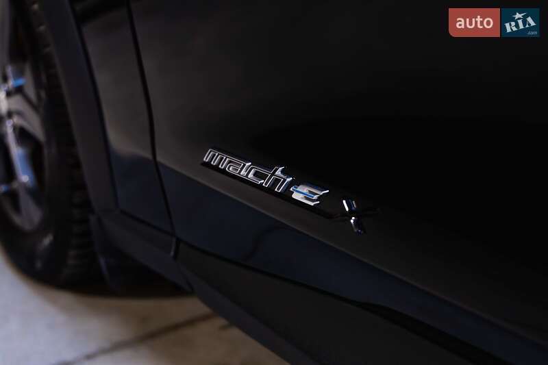 Внедорожник / Кроссовер Ford Mustang Mach-E 2021 в Луцке