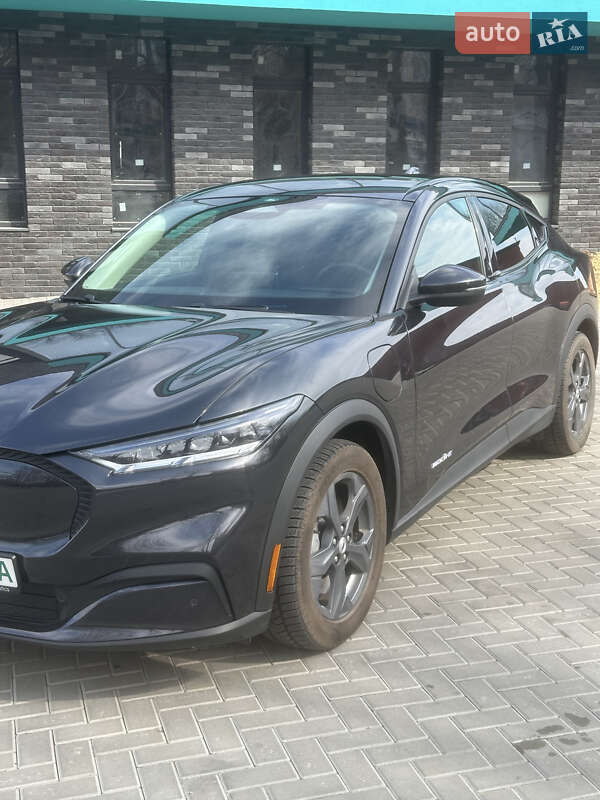 Позашляховик / Кросовер Ford Mustang Mach-E 2021 в Рівному