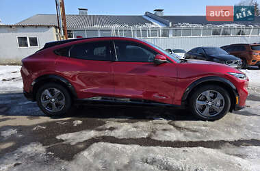 Позашляховик / Кросовер Ford Mustang Mach-E 2022 в 