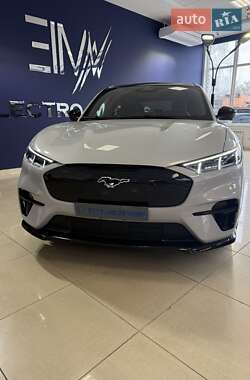 Внедорожник / Кроссовер Ford Mustang Mach-E 2022 в 