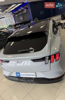 Внедорожник / Кроссовер Ford Mustang Mach-E 2022 в 
