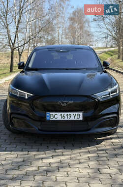 Внедорожник / Кроссовер Ford Mustang Mach-E 2021 в 