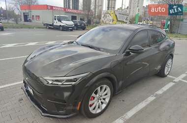 Внедорожник / Кроссовер Ford Mustang Mach-E 2021 в 