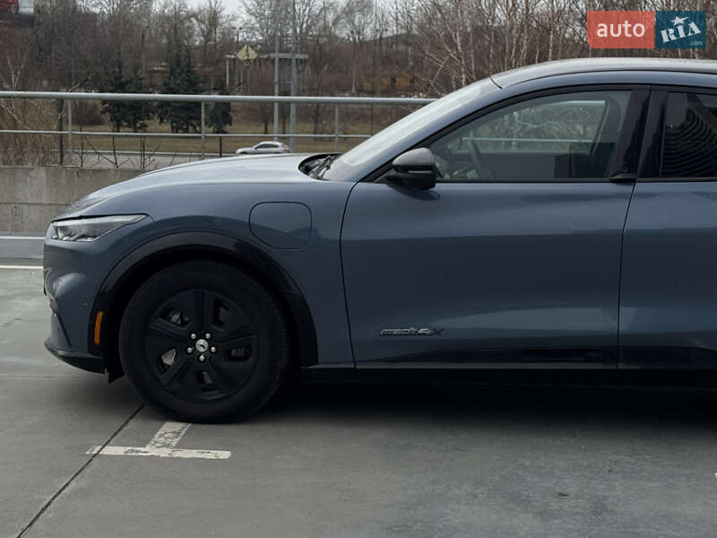 Внедорожник / Кроссовер Ford Mustang Mach-E 2022 в Киеве