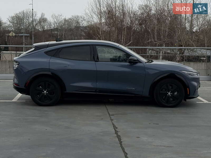 Внедорожник / Кроссовер Ford Mustang Mach-E 2022 в Киеве