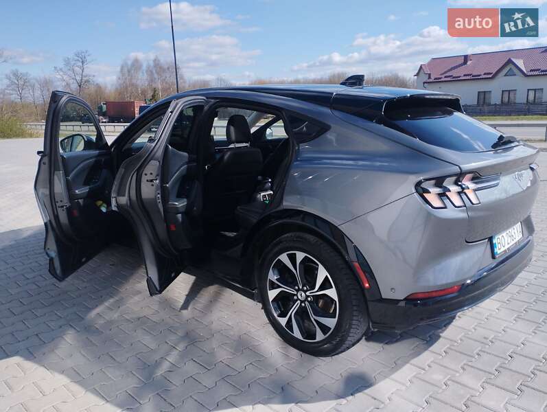 Позашляховик / Кросовер Ford Mustang Mach-E 2021 в Тернополі