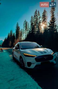 Позашляховик / Кросовер Ford Mustang Mach-E 2022 в Івано-Франківську