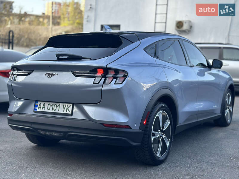 Позашляховик / Кросовер Ford Mustang Mach-E 2022 в Києві