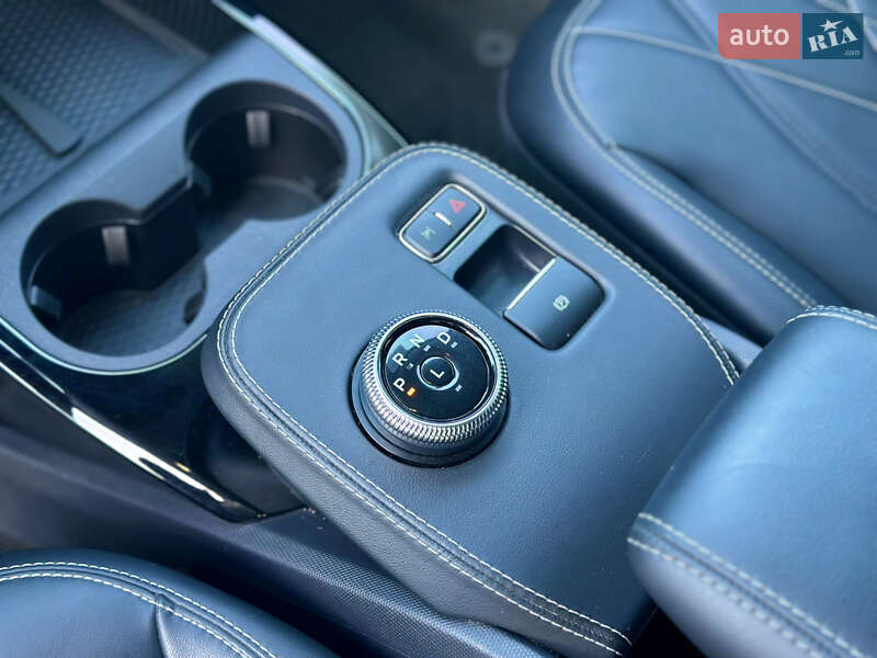 Позашляховик / Кросовер Ford Mustang Mach-E 2022 в Києві