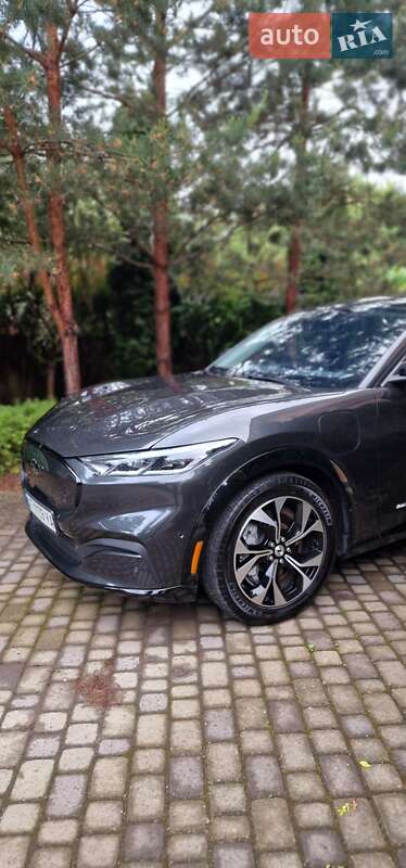 Позашляховик / Кросовер Ford Mustang Mach-E 2022 в Івано-Франківську