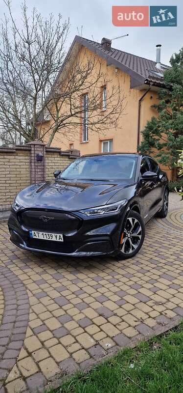 Позашляховик / Кросовер Ford Mustang Mach-E 2022 в Івано-Франківську