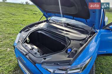 Внедорожник / Кроссовер Ford Mustang Mach-E 2021 в 