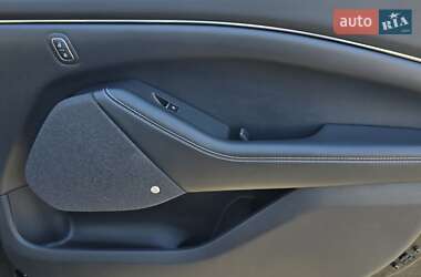 Внедорожник / Кроссовер Ford Mustang Mach-E 2021 в 