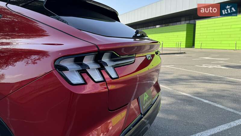 Позашляховик / Кросовер Ford Mustang Mach-E 2022 в Києві
