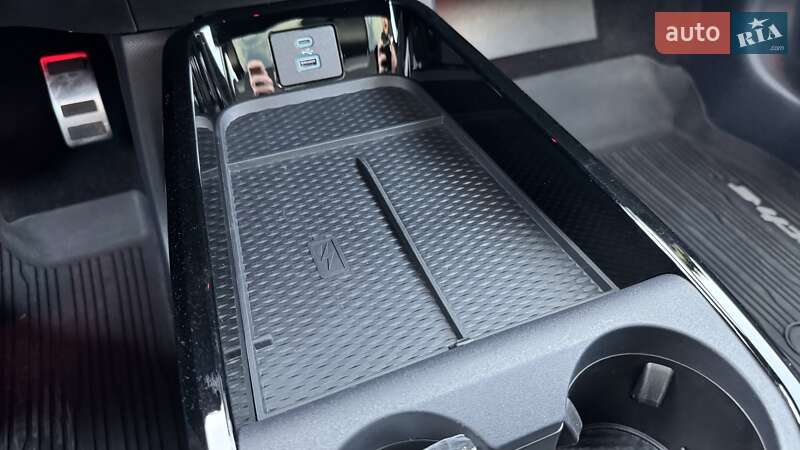 Позашляховик / Кросовер Ford Mustang Mach-E 2022 в Києві