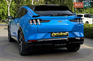 Внедорожник / Кроссовер Ford Mustang Mach-E 2022 в 
