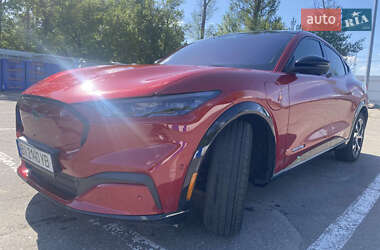 Внедорожник / Кроссовер Ford Mustang Mach-E 2022 в 