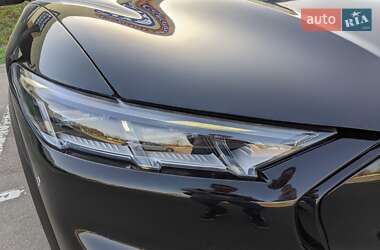 Внедорожник / Кроссовер Ford Mustang Mach-E 2021 в 