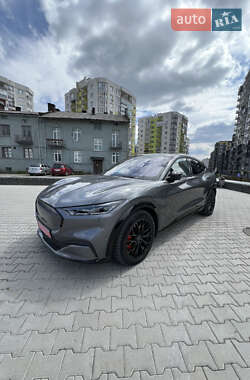 Внедорожник / Кроссовер Ford Mustang Mach-E 2021 в 